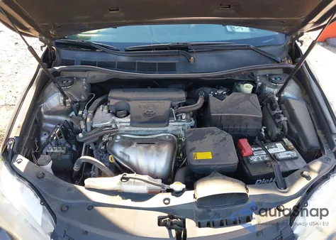 2015 Toyota Camry Le z USA, uszkodzony, nr VIN 4T1BF1FK4FU891798